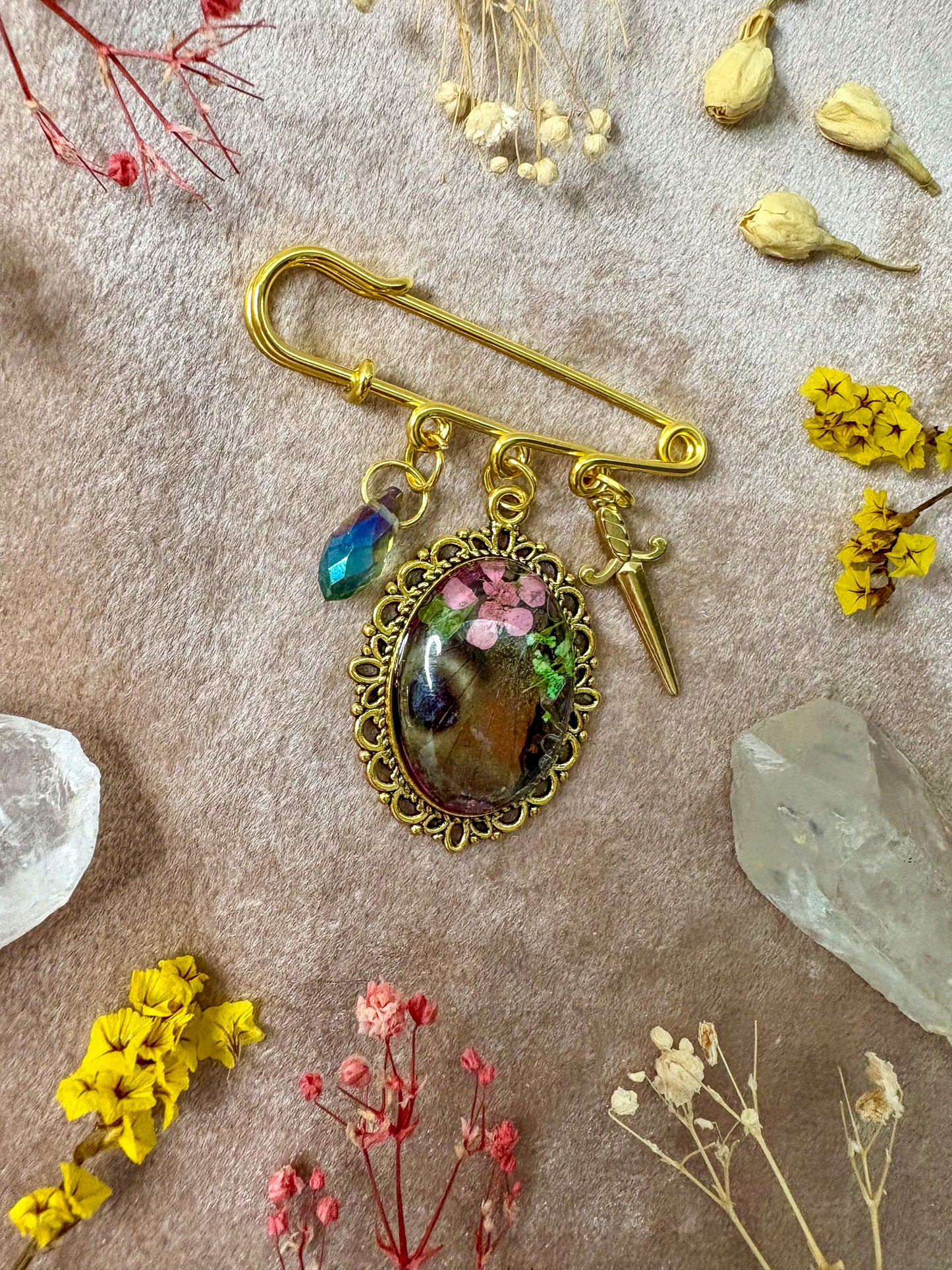 Peacock Pansy Butterfly Brooch (small gold)