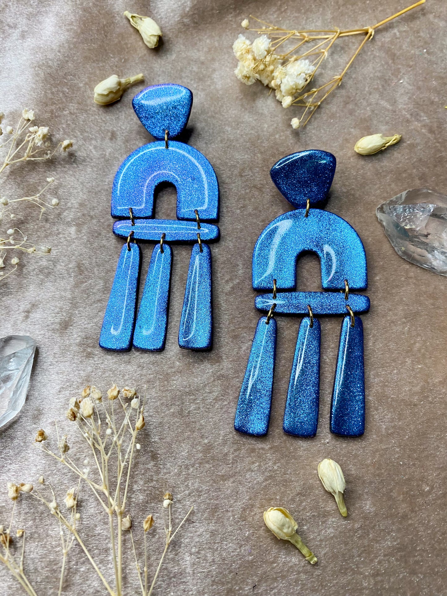 Organic Arch Statement Color Shift (Sparkly Blue/Purple) Earrings