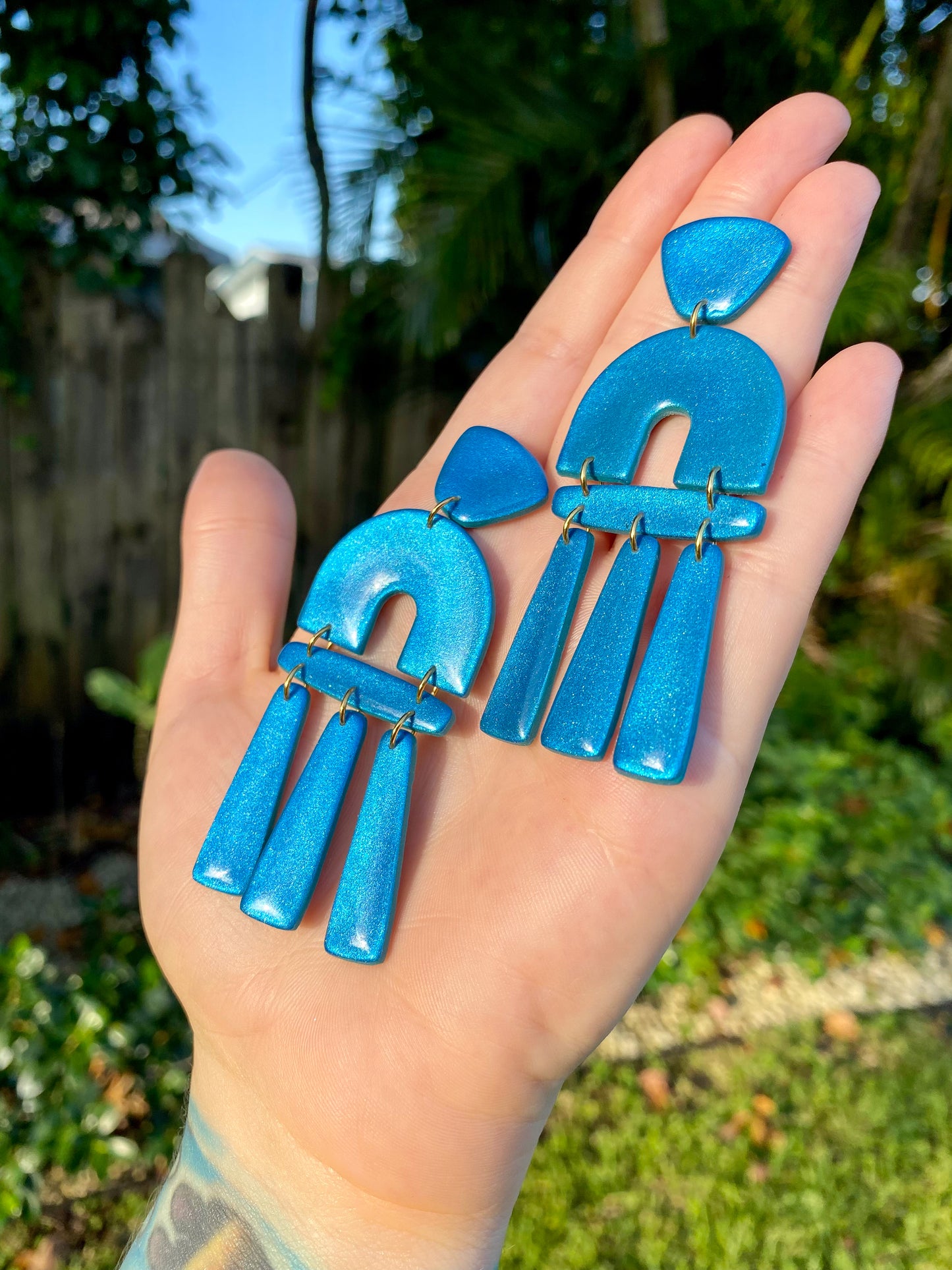 Organic Arch Statement Color Shift (Teal/Blue) Earrings
