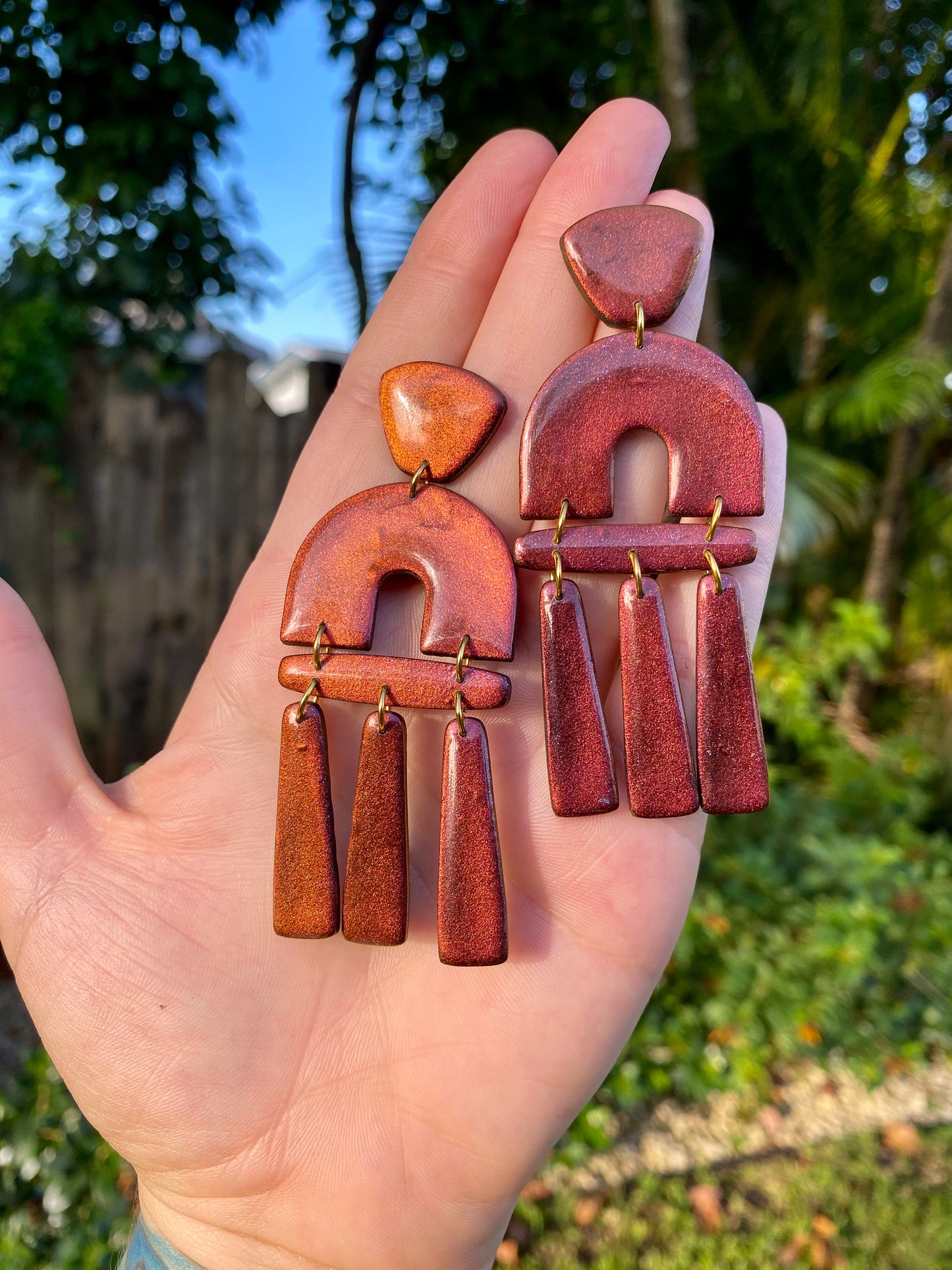Organic Arch Statement Color Shift (Burgundy/Gold) Earrings