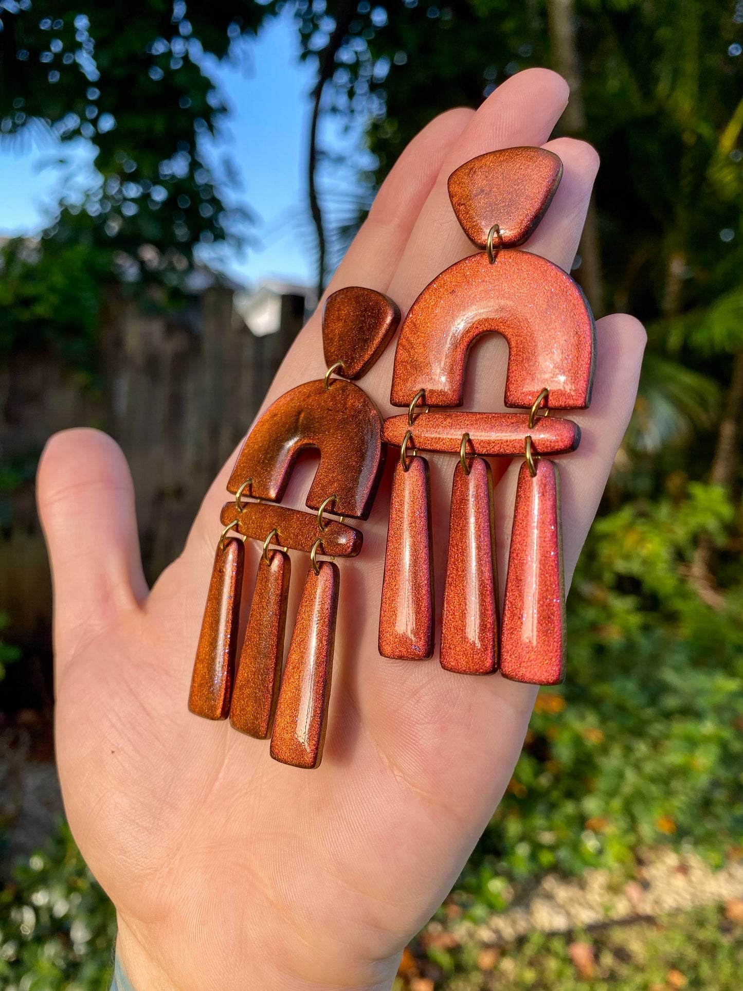 Organic Arch Statement Color Shift (Burgundy/Gold) Earrings
