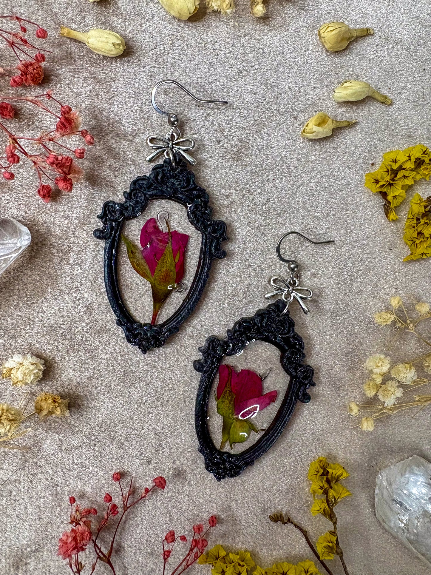 Black Vintage Frame Earrings