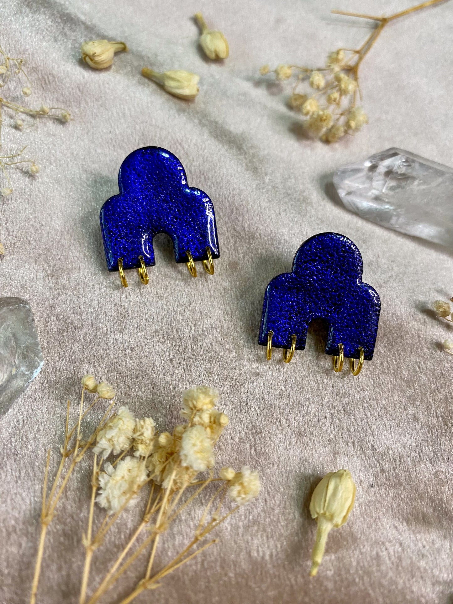 Pierced Color Shift Arch Stud Earrings