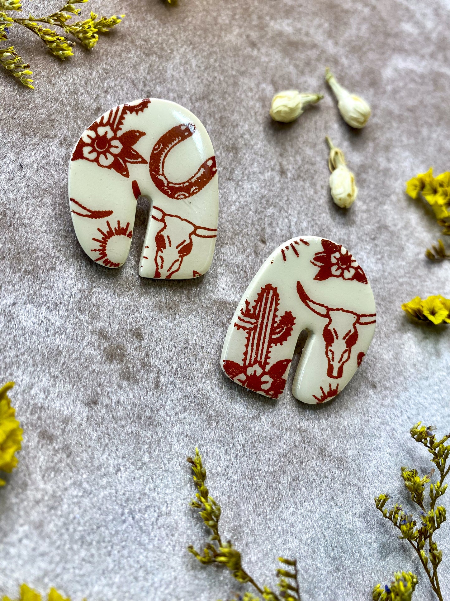 Ivory Western Arch Stud Earrings