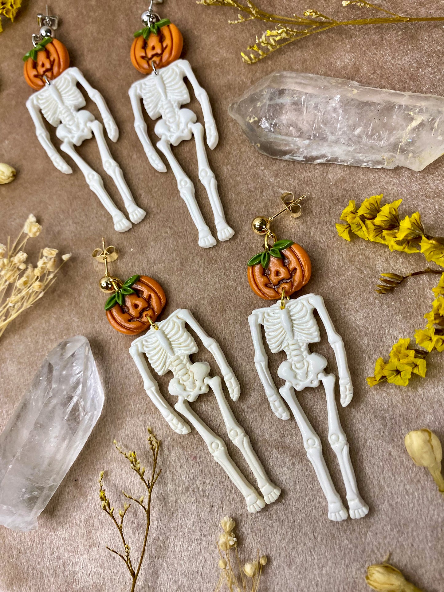 Chunky Ghostie Midi Earrings