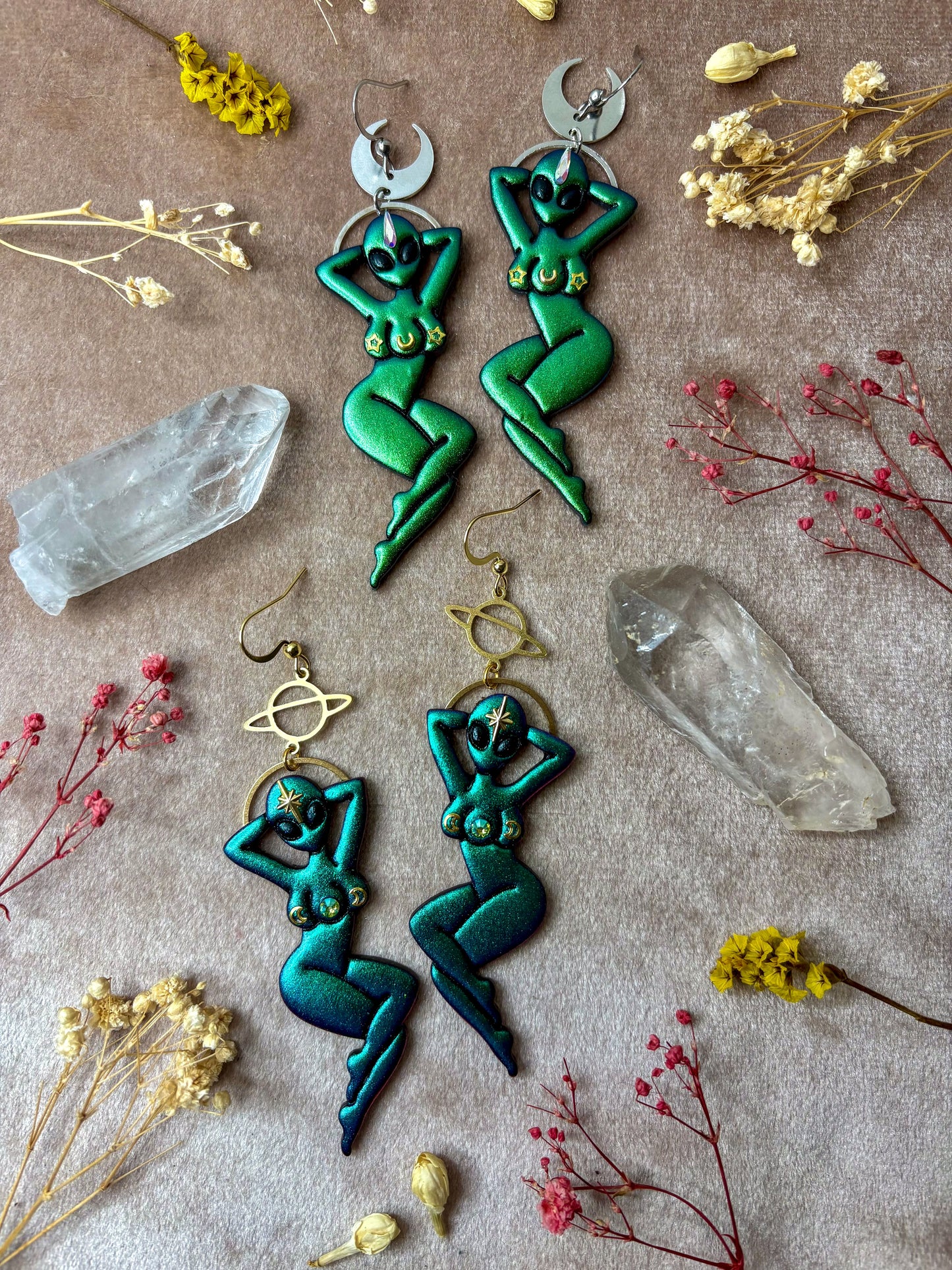 Alien Pin-Up Earrings
