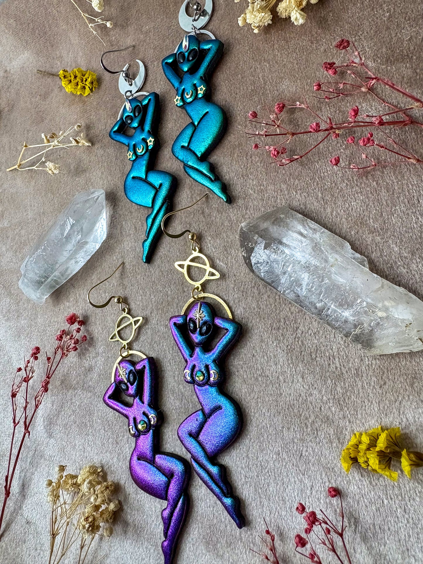 Alien Pin-Up Earrings