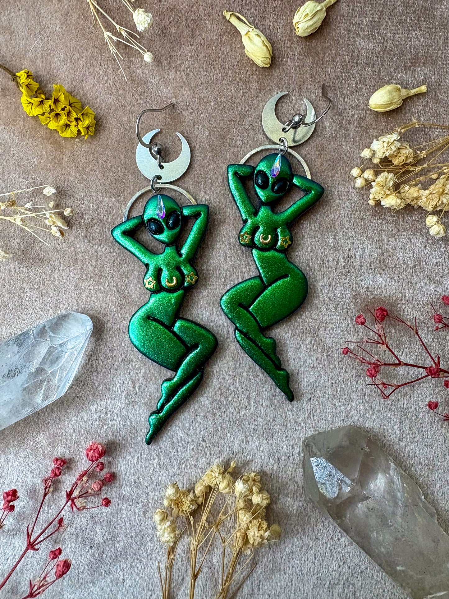 Alien Pin-Up Earrings