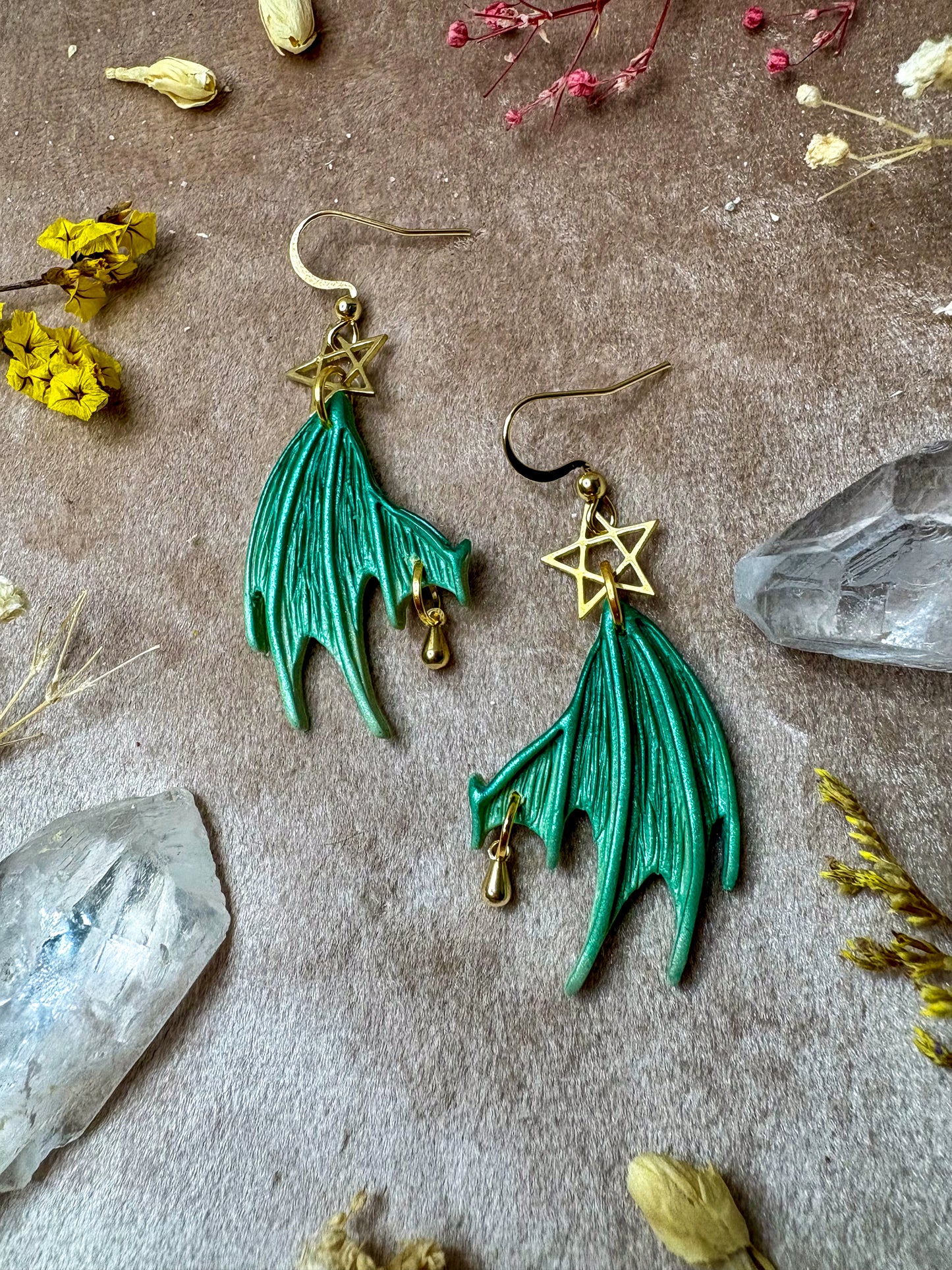 Fallen Fae Wing Earrings - Green