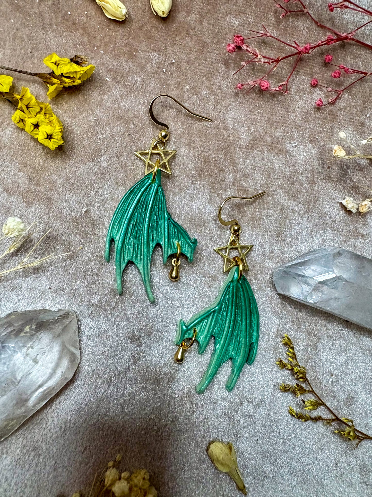 Fallen Fae Wing Earrings - Green