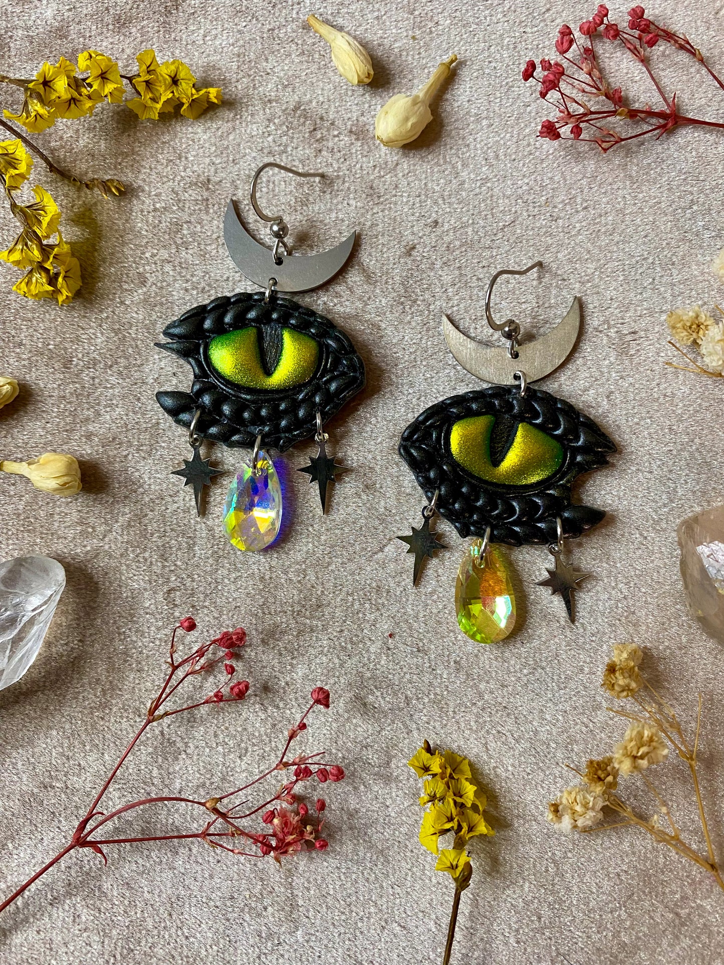 Dragon Tears Earrings - Black and Green