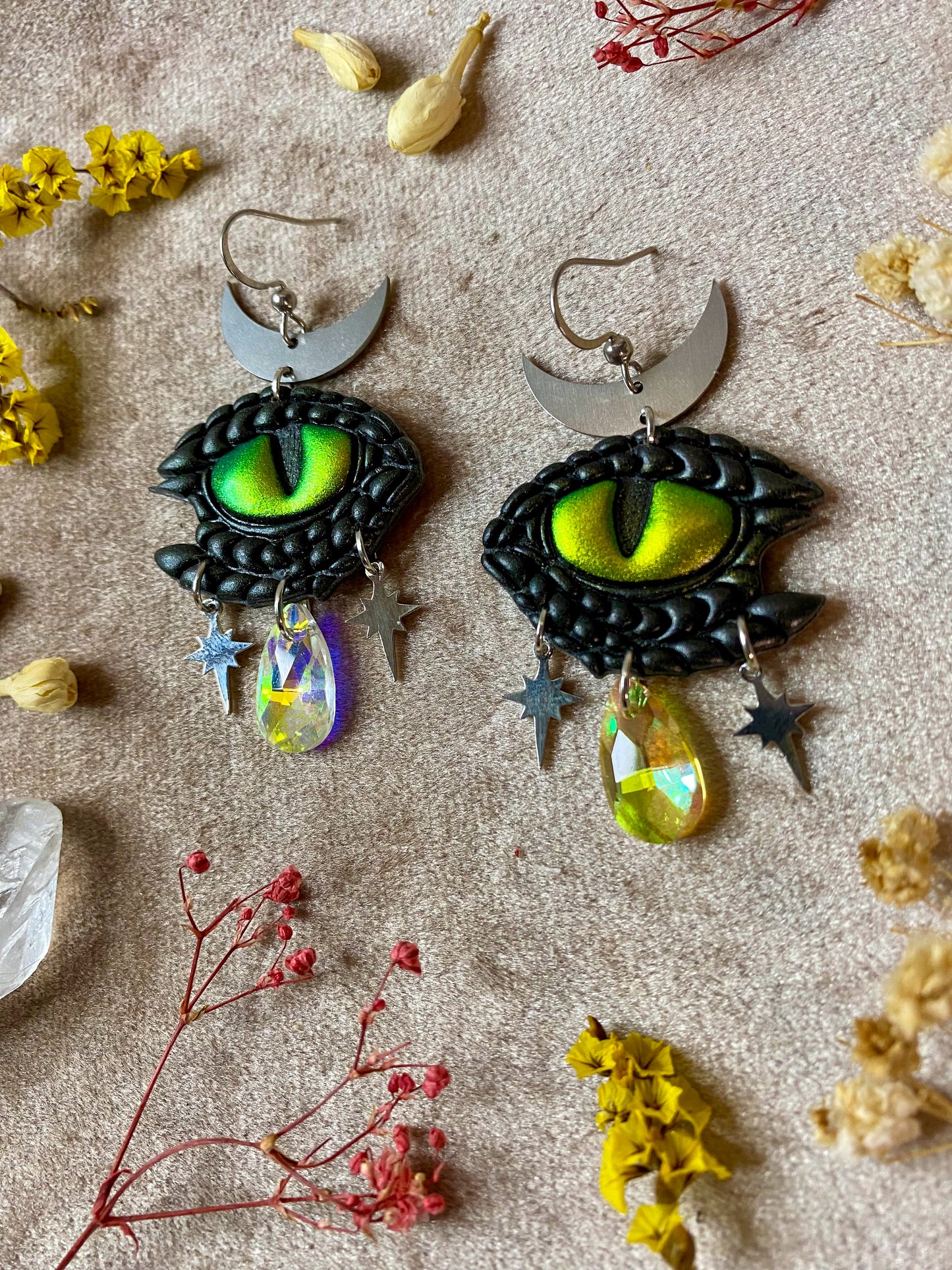 Dragon Tears Earrings - Black and Green
