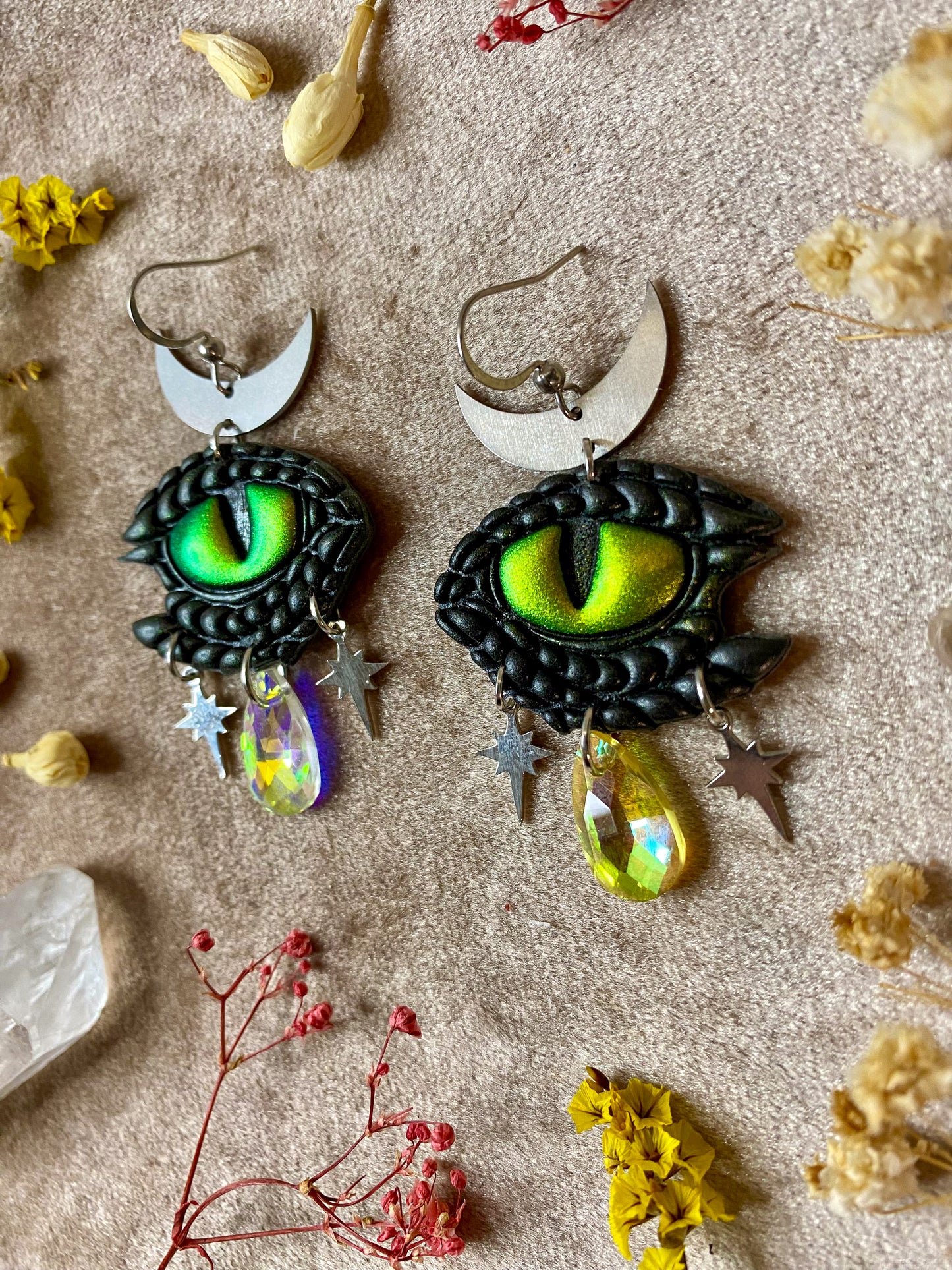 Dragon Tears Earrings - Black and Green