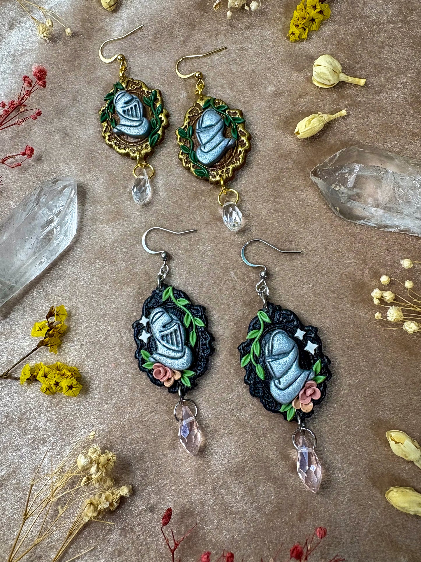 Knight Frame Earrings
