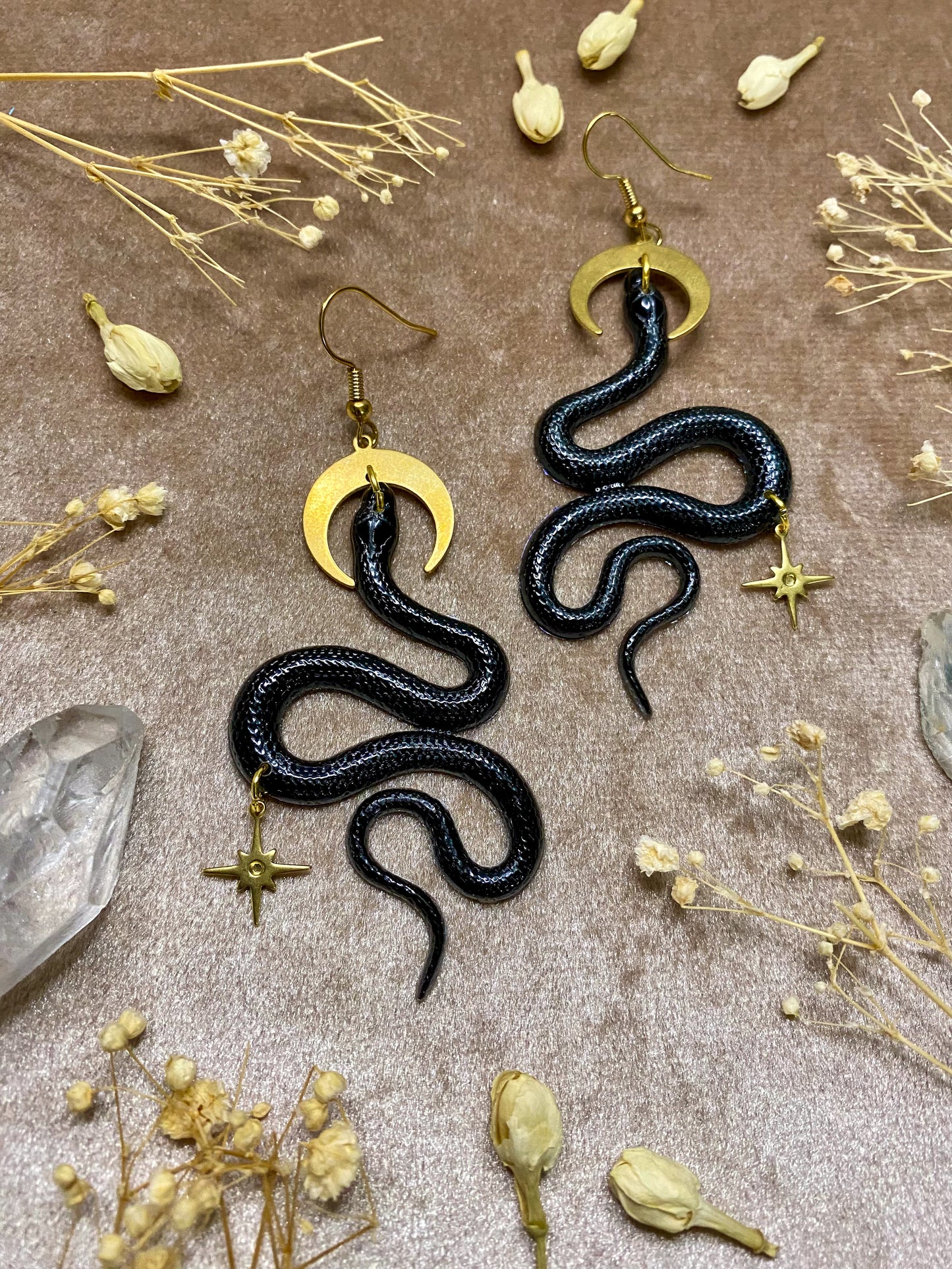 Serpens Snake Earrings (Black)