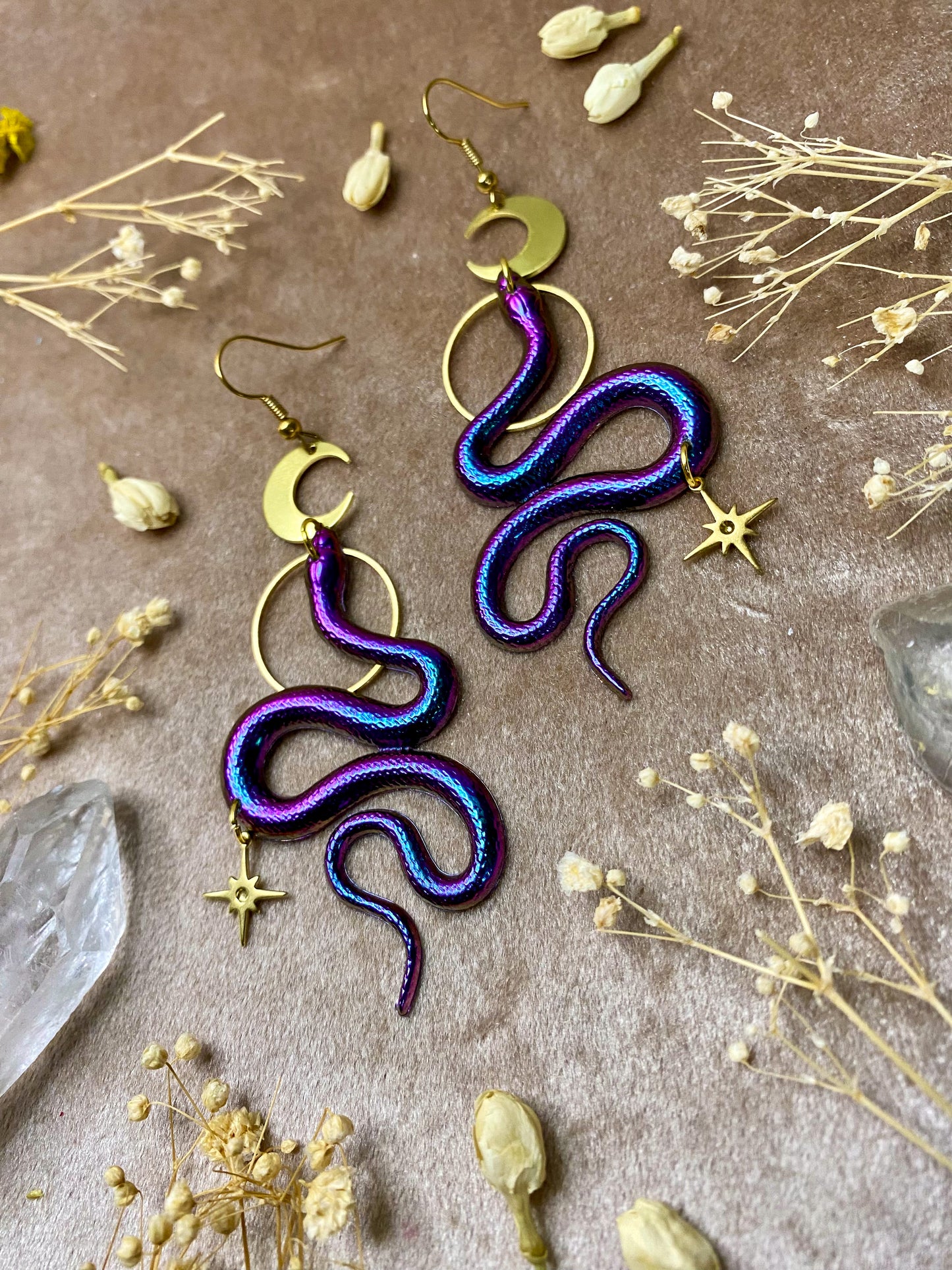 Color-Changing Snake Earrings