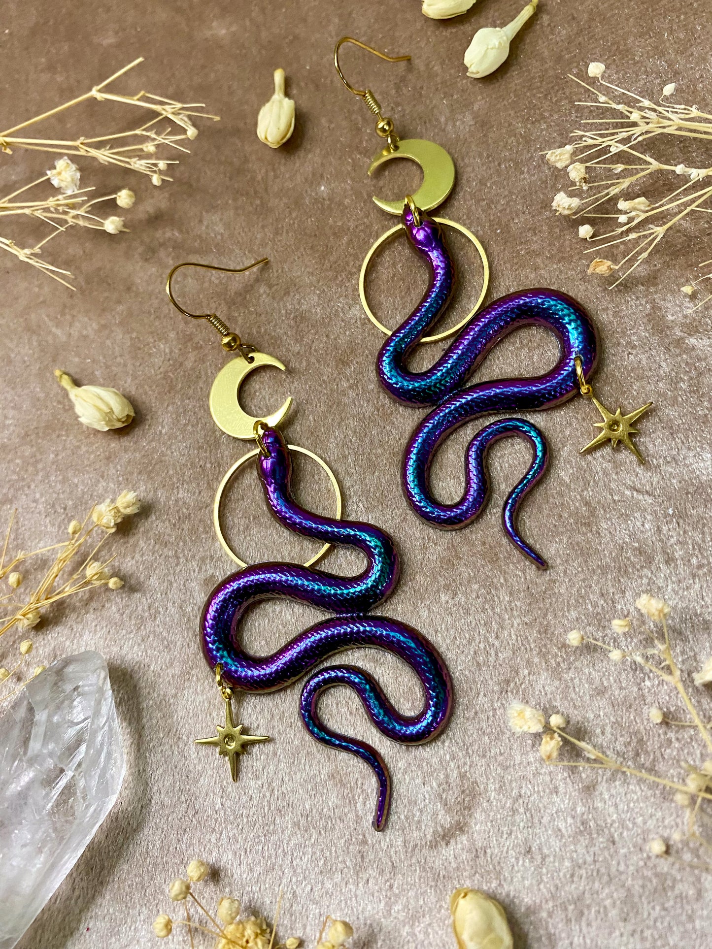 Color-Changing Snake Earrings