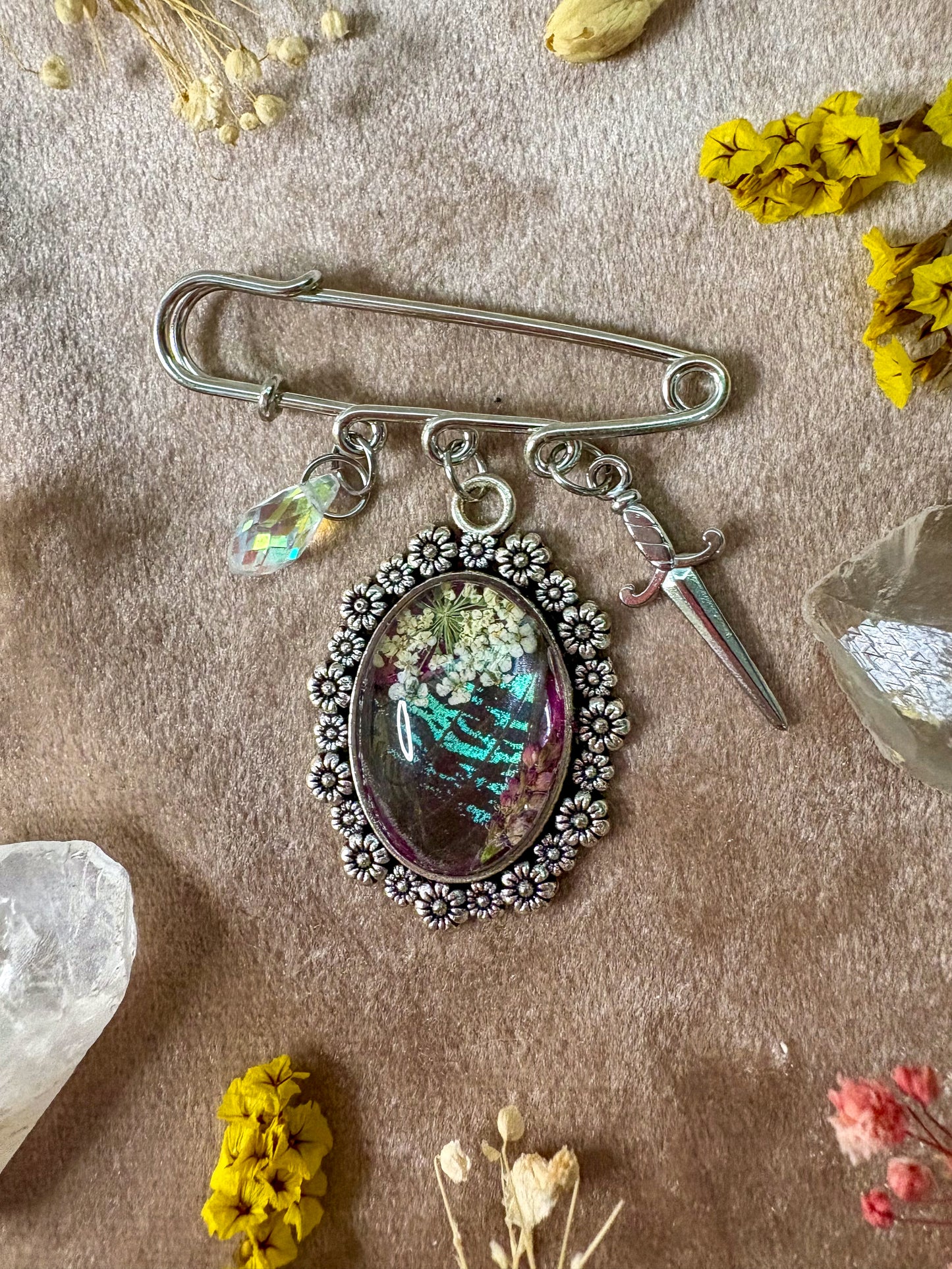 Madagascan Green Sunset Moth Brooch (small silver)