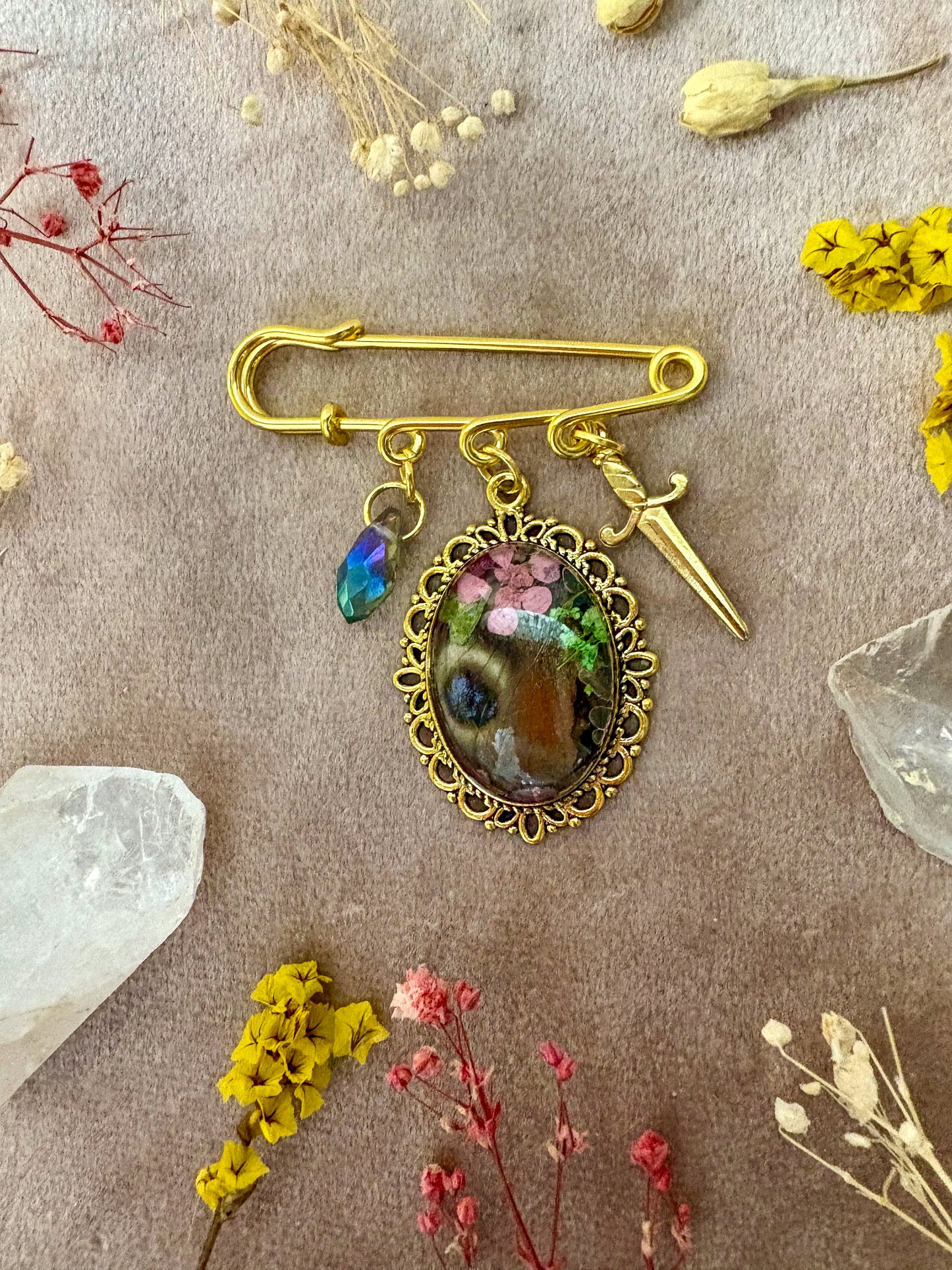 Peacock Pansy Butterfly Brooch (small gold)