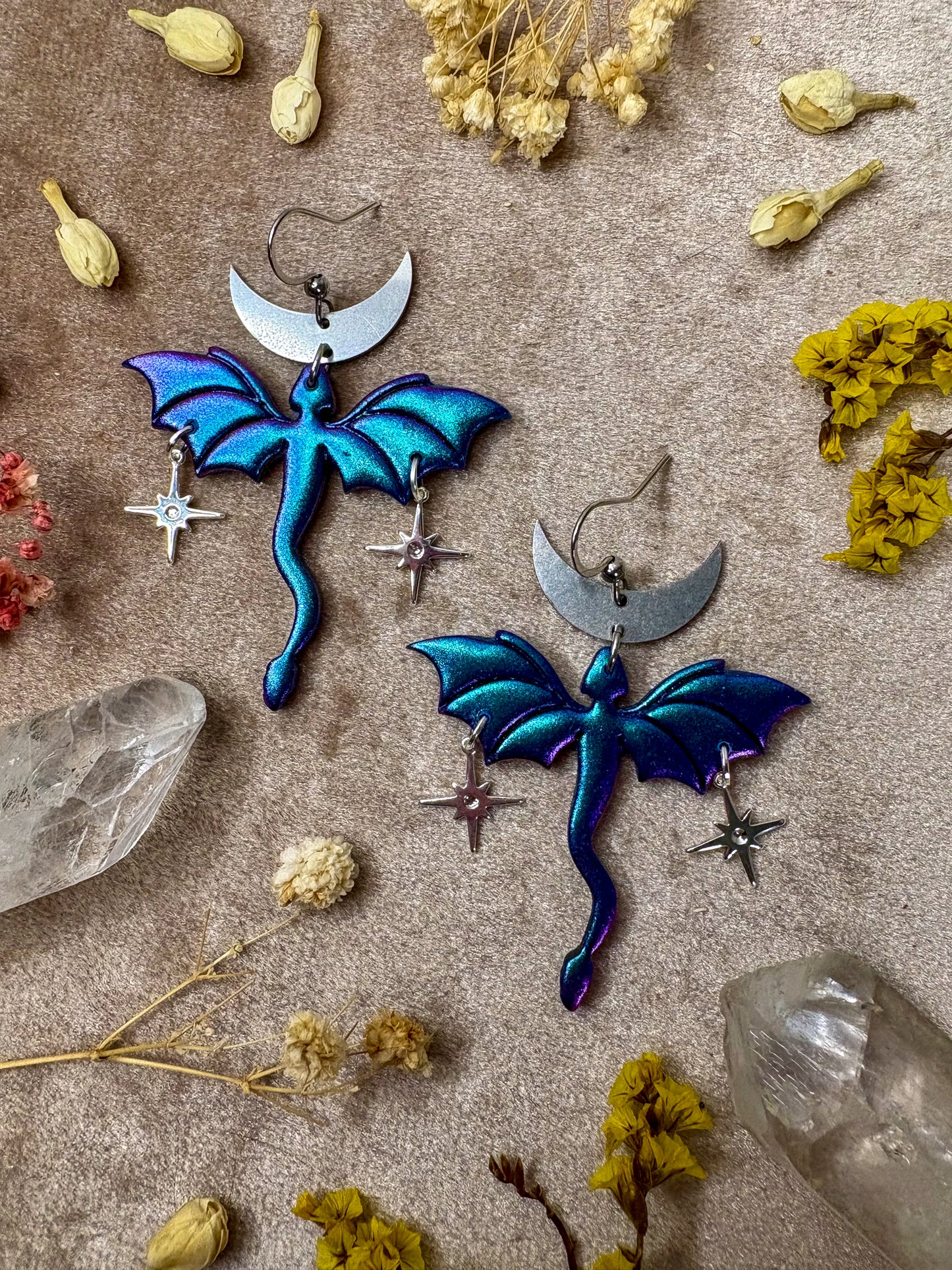 Dragon in Flight Earrings - Blue/Purple Colorshift
