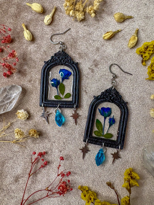 Black Arch Rose Frame Earrings
