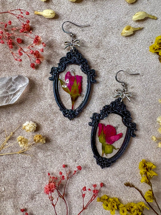 Black Vintage Frame Earrings