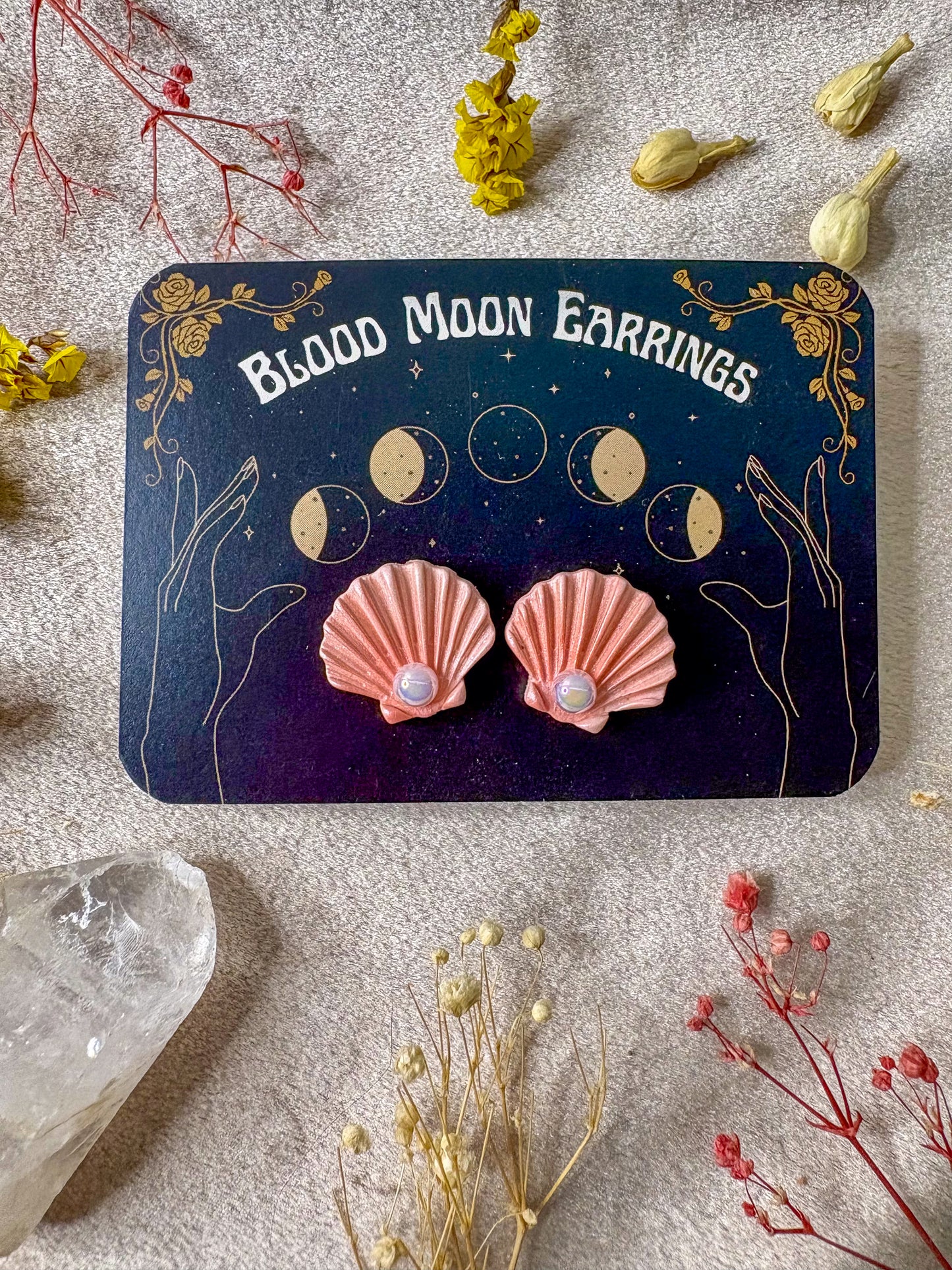 Pearl Shell Stud Earrings