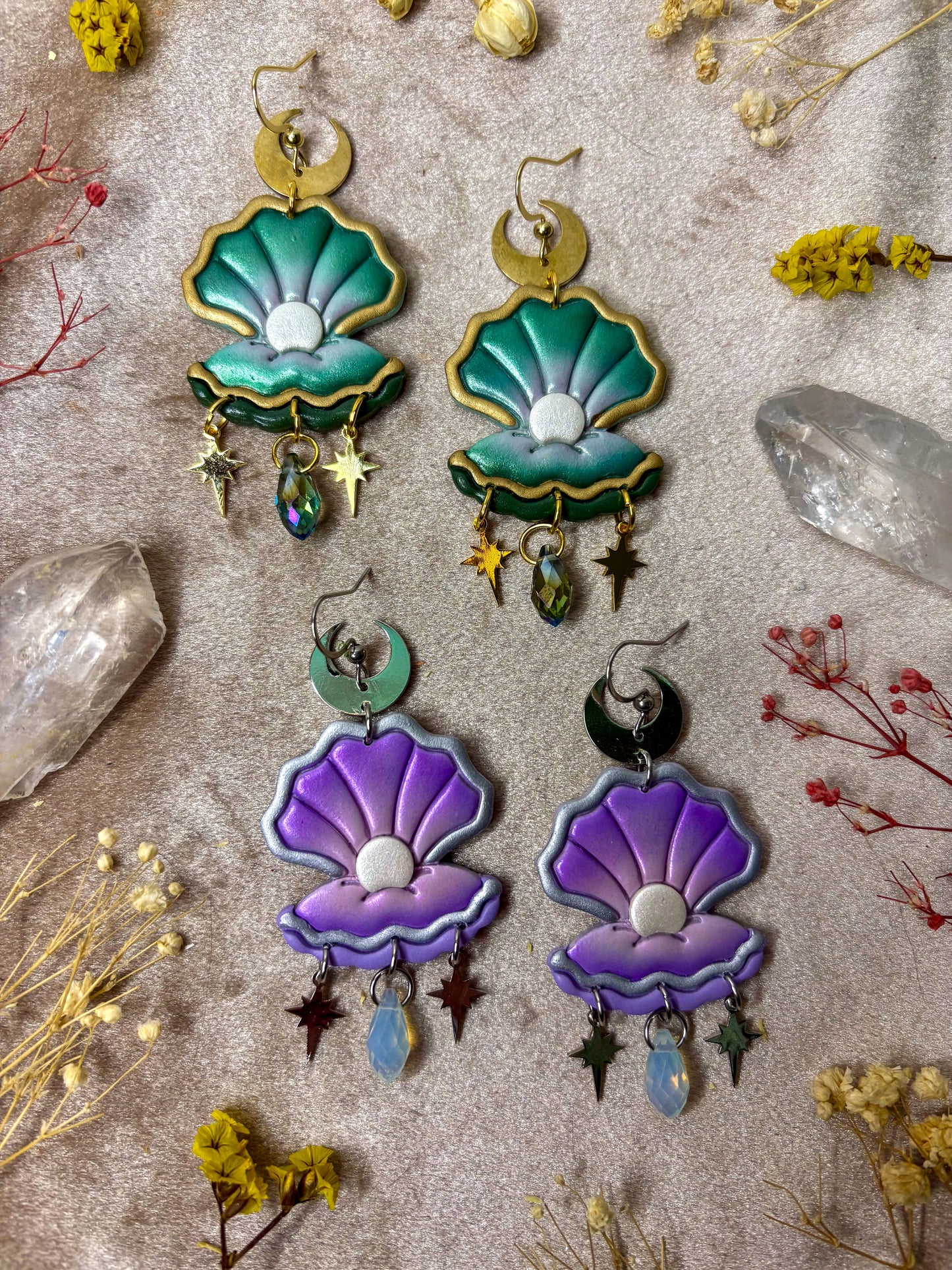 Open Clam Shell with Pearl Earrings