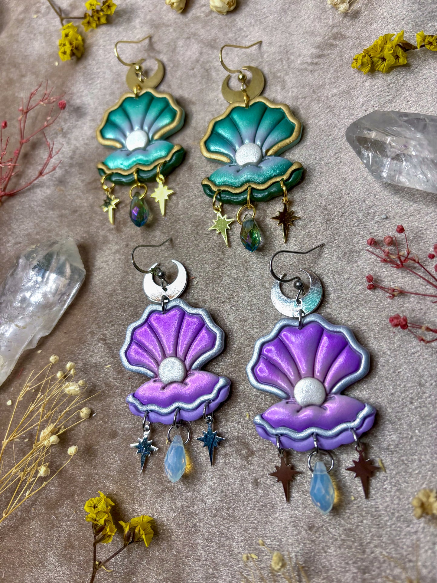 Open Clam Shell with Pearl Earrings