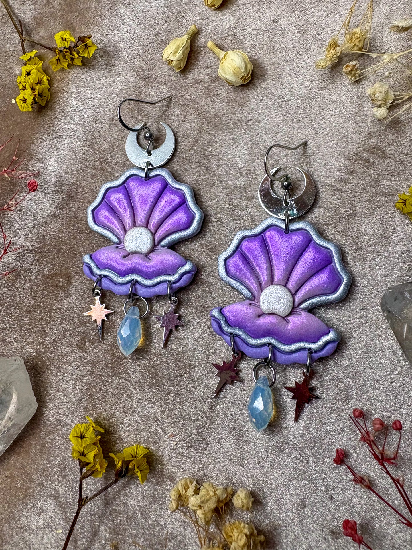 Open Clam Shell with Pearl Earrings
