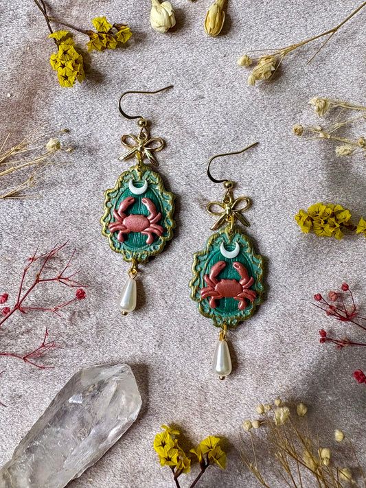 Crab Moon Frame Earrings