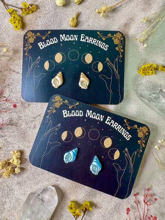 Bubbly Conch Stud Earrings