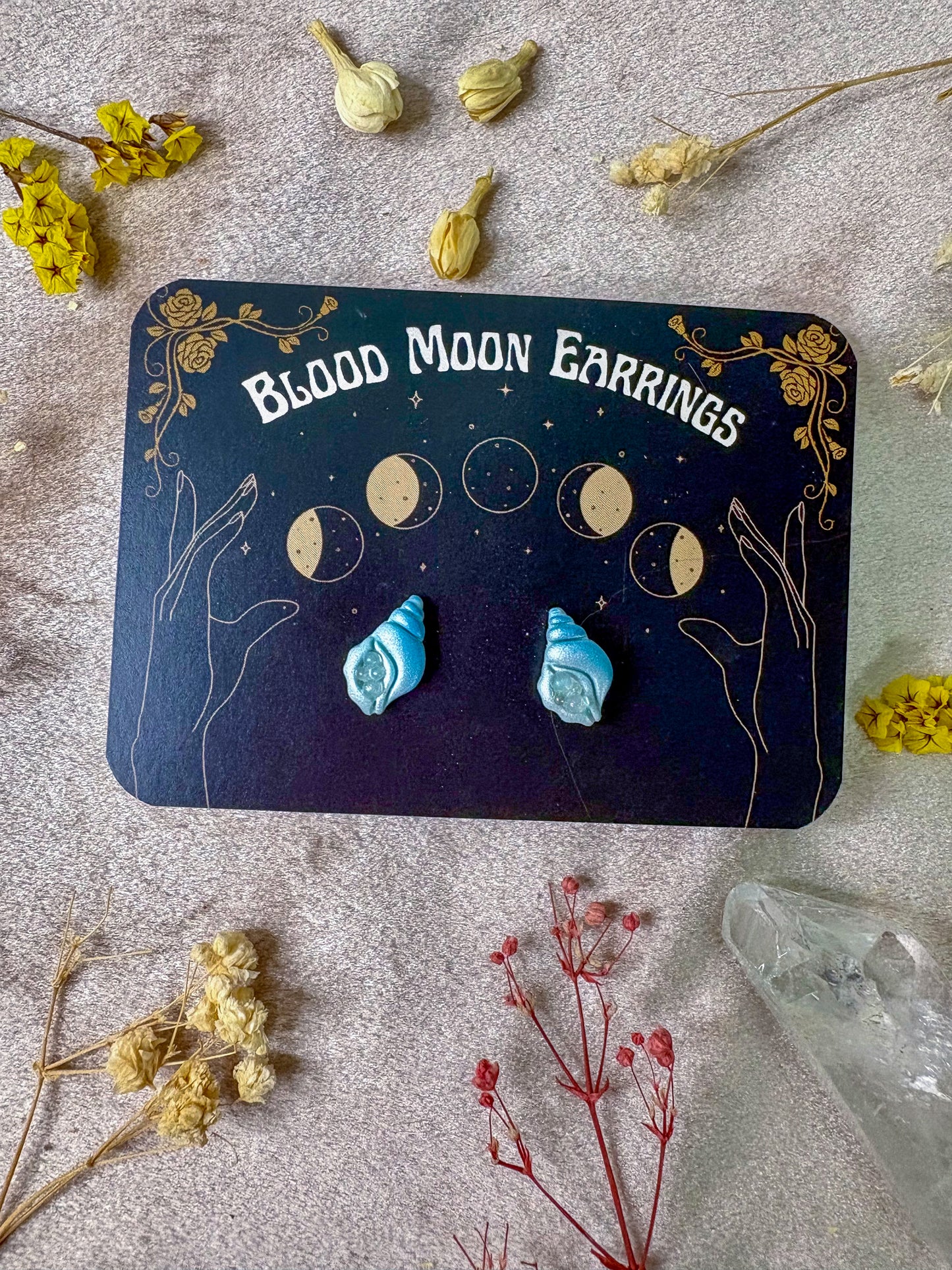 Bubbly Conch Stud Earrings