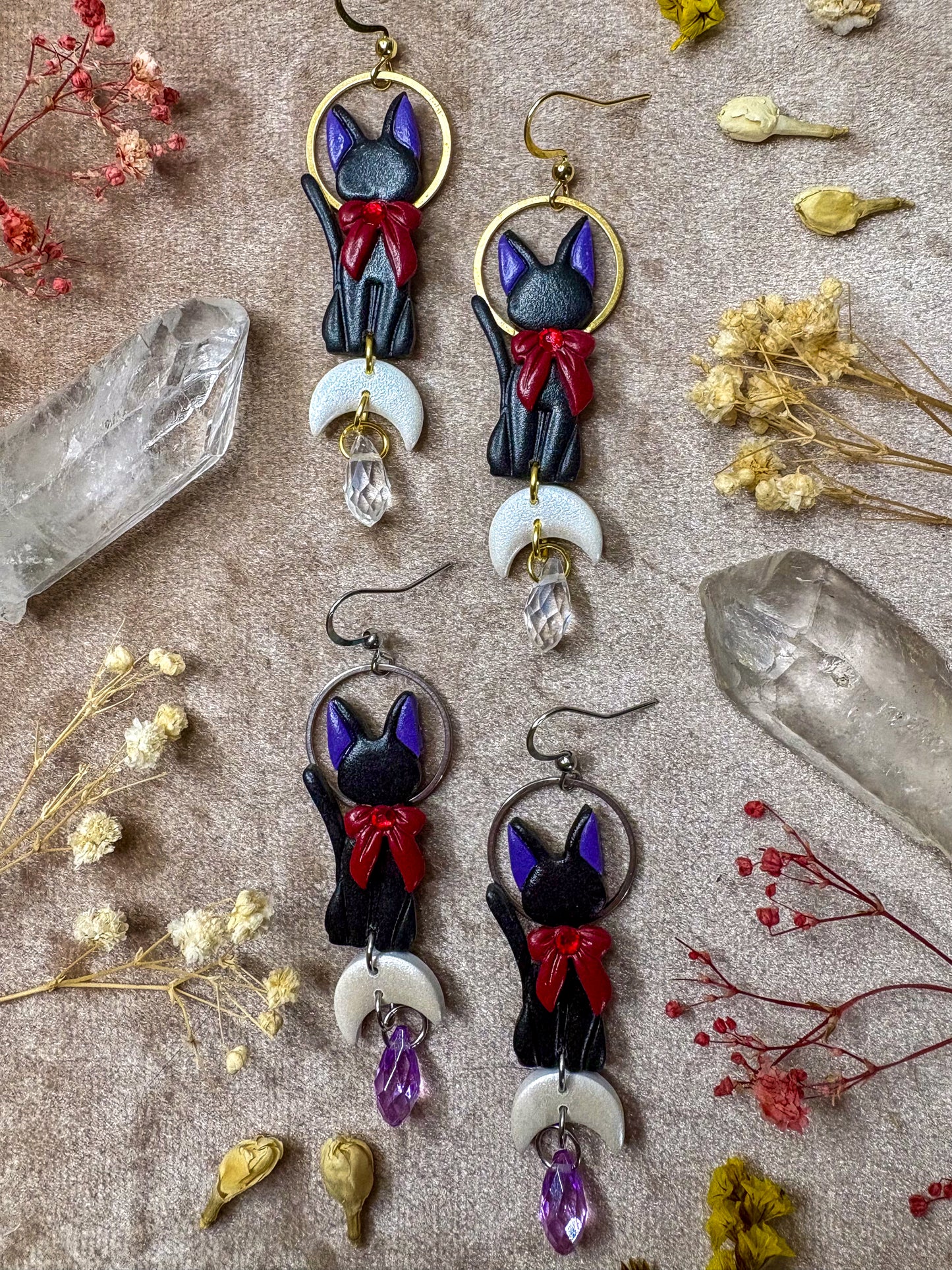 Messenger Kitty Earrings