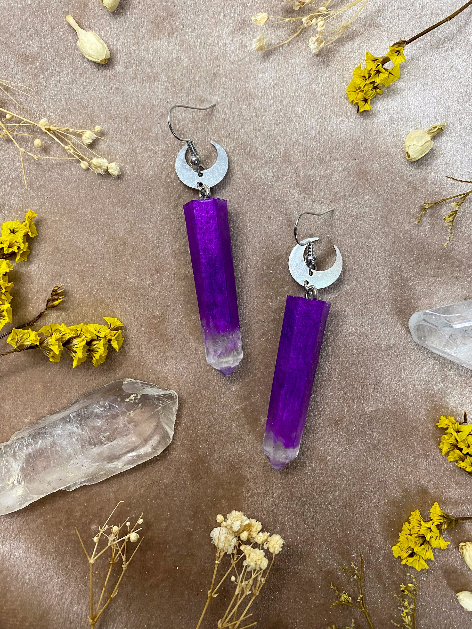 resin amethyst crystal dangle earrings