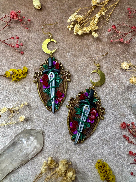 Floral Sword Frame Earrings (Gold)
