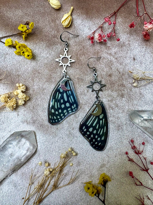 Red Ring Skirt Butterfly Earrings (Top Wings)