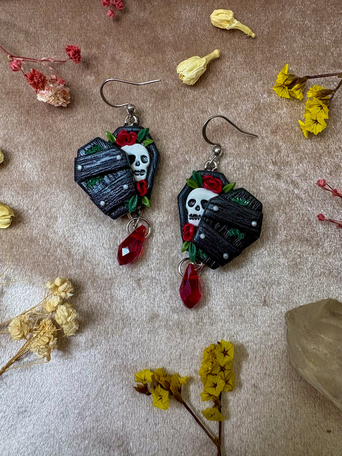 Peek-a-Boo Skull Coffin Earrings