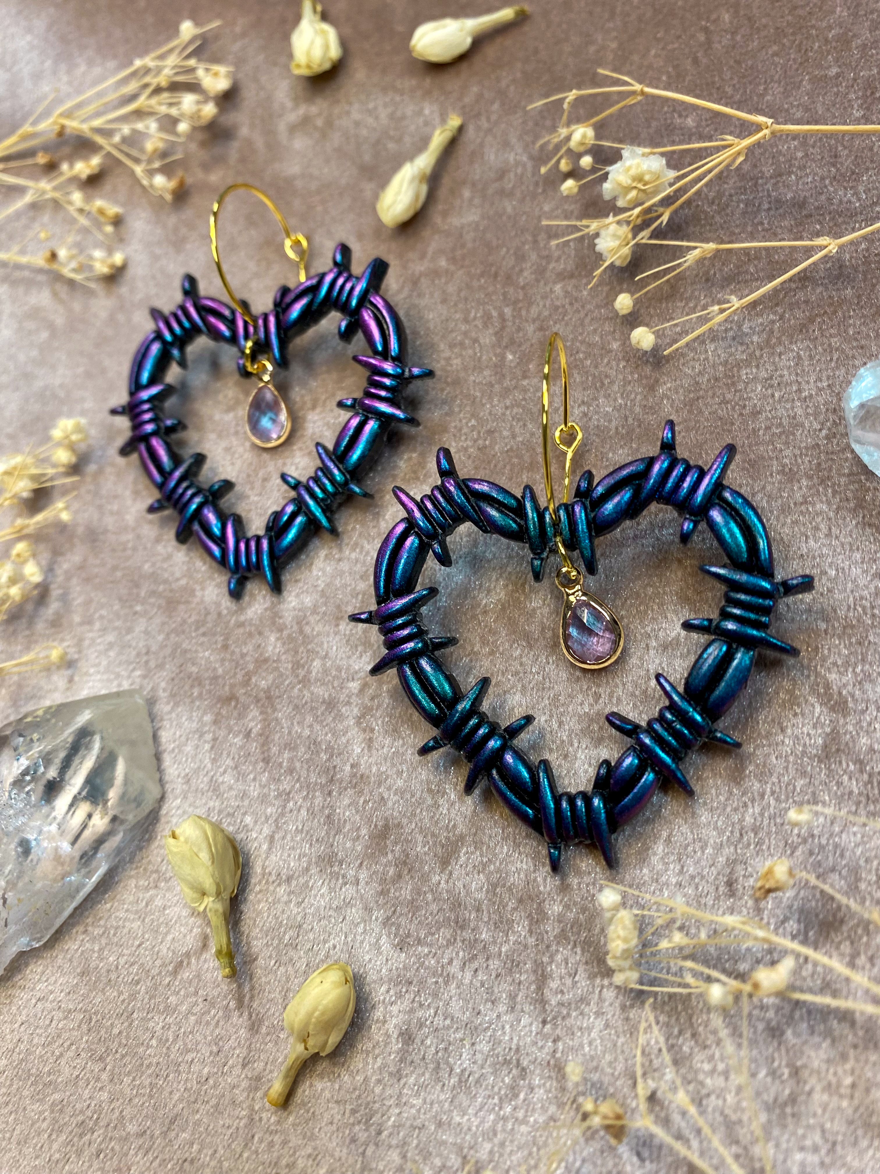 Heart clearance wire earrings