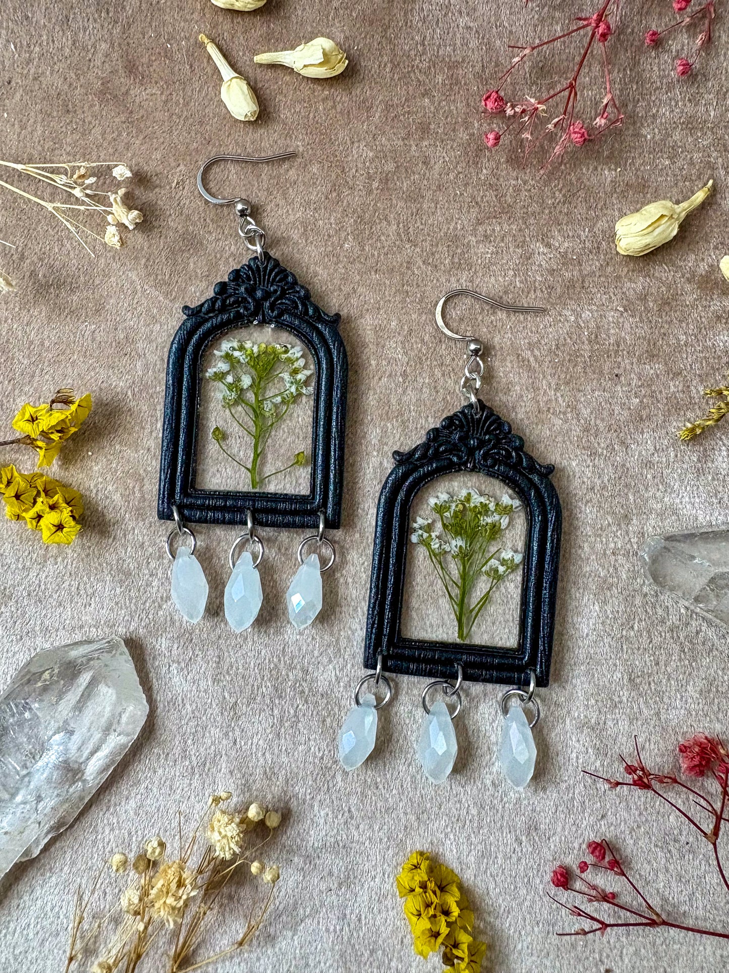 Black Wildflower Arch Frame Earrings