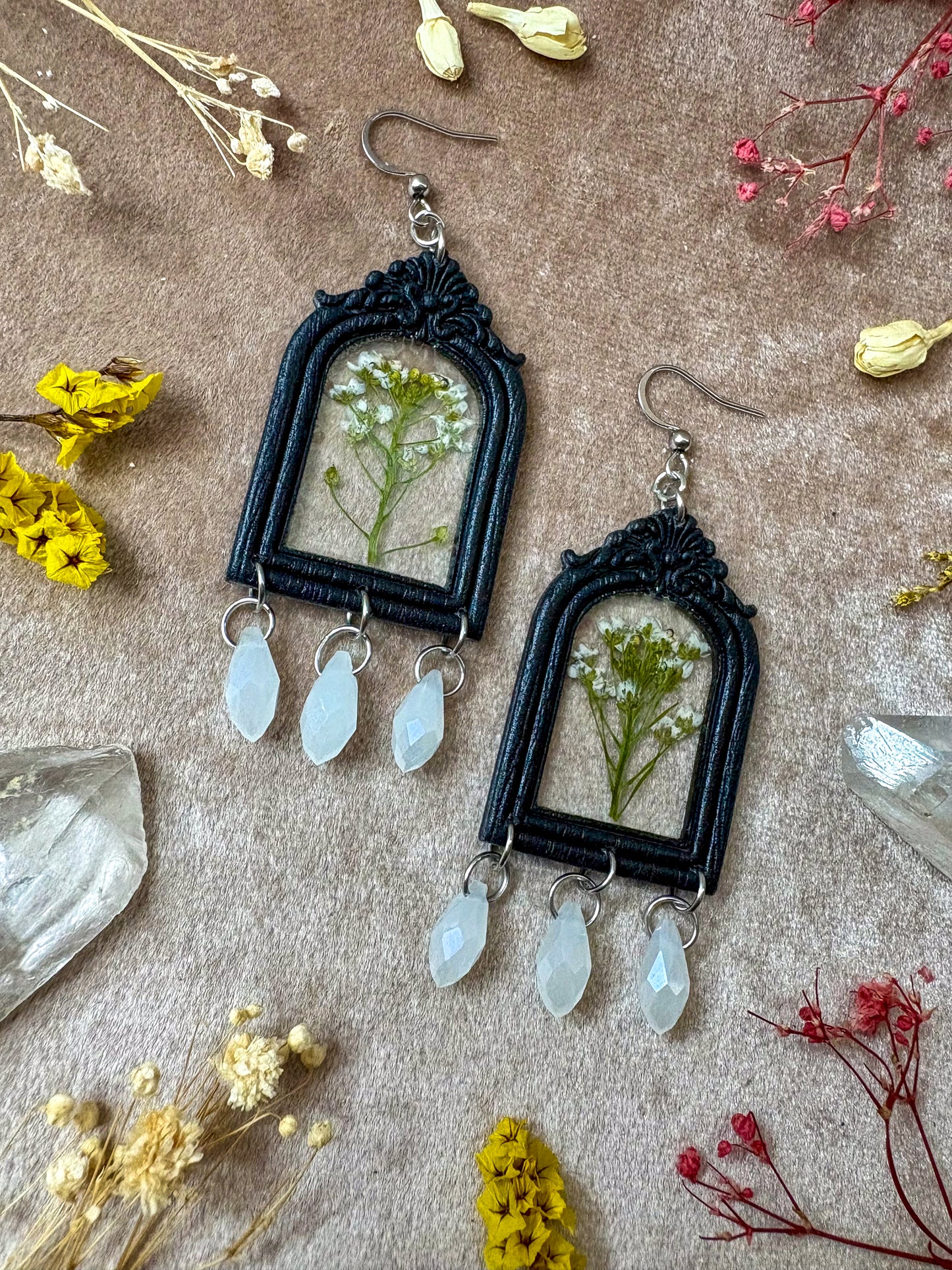 Black Wildflower Arch Frame Earrings