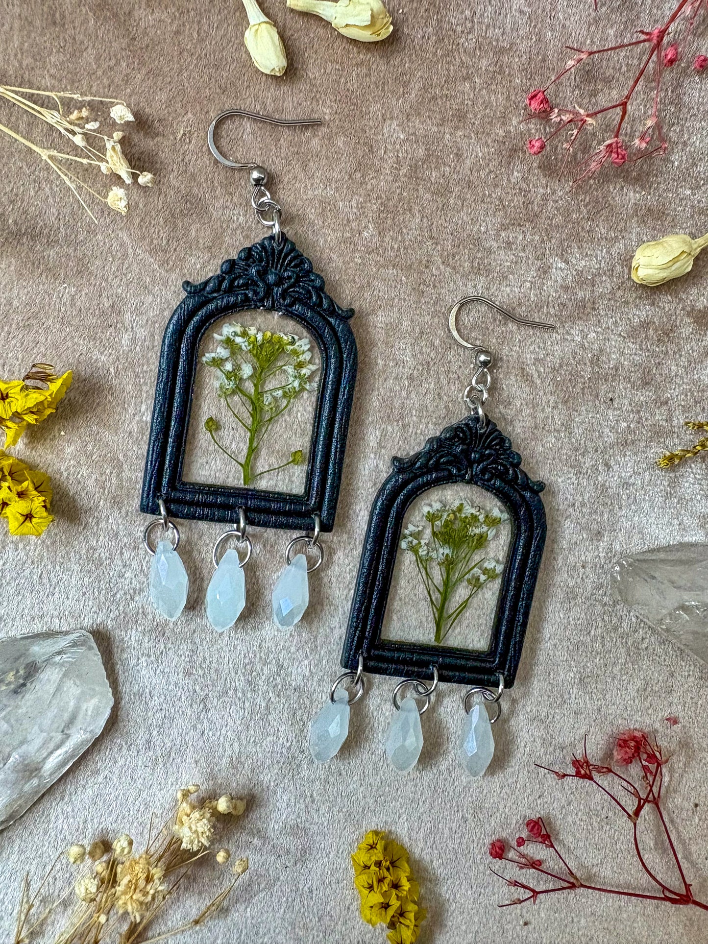 Black Wildflower Arch Frame Earrings