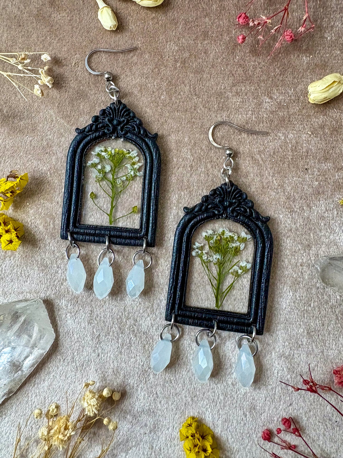 Black Wildflower Arch Frame Earrings