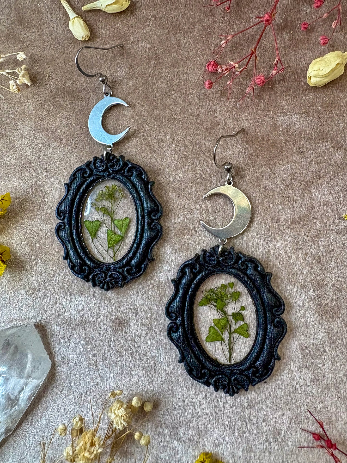 Floral Black Vintage Frame Earrings