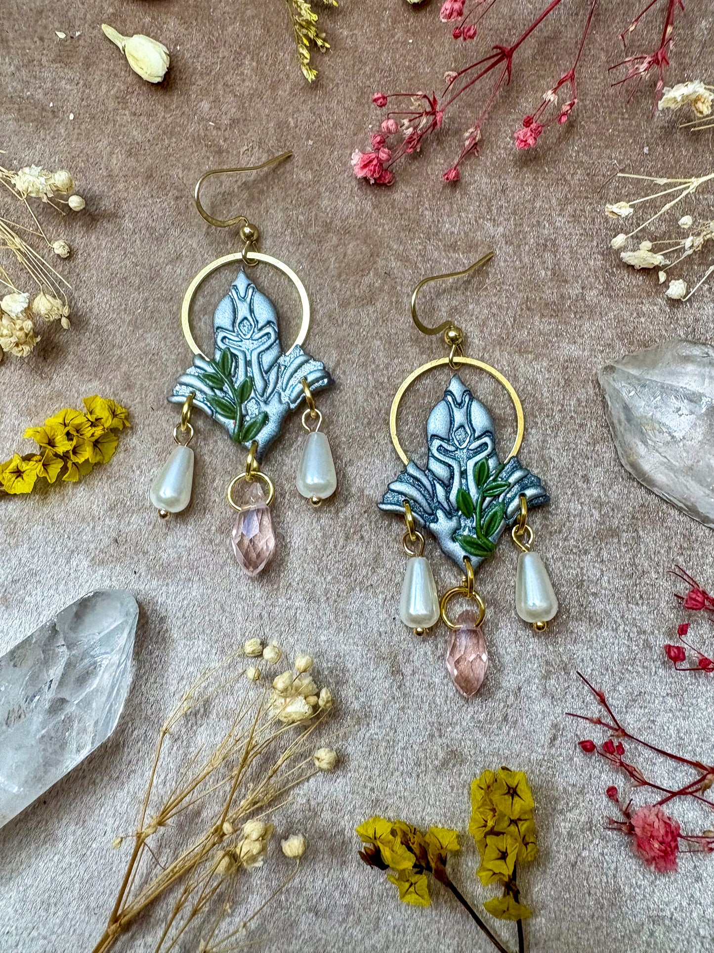 Pearly Knight Earrings