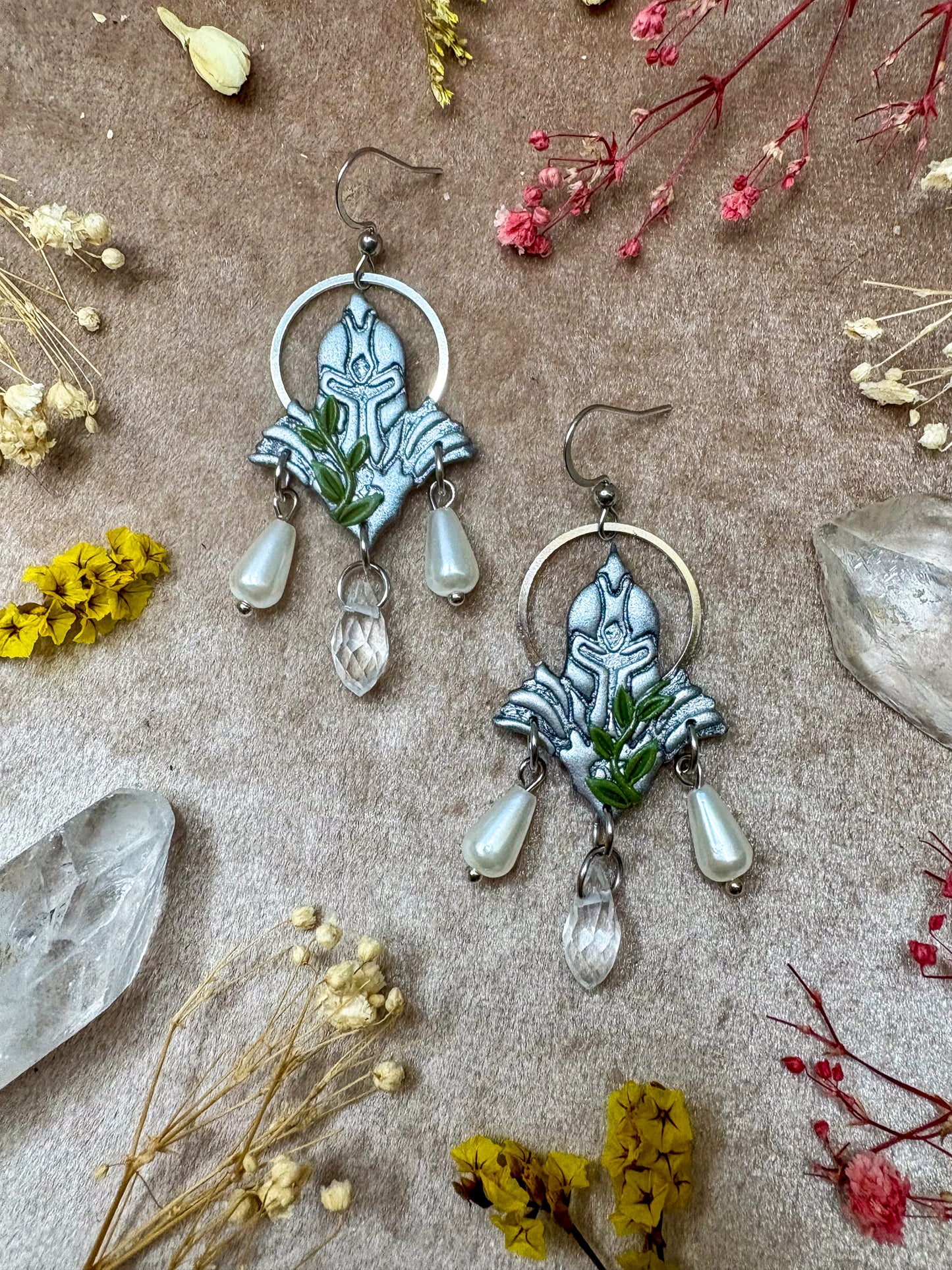 Pearly Knight Earrings