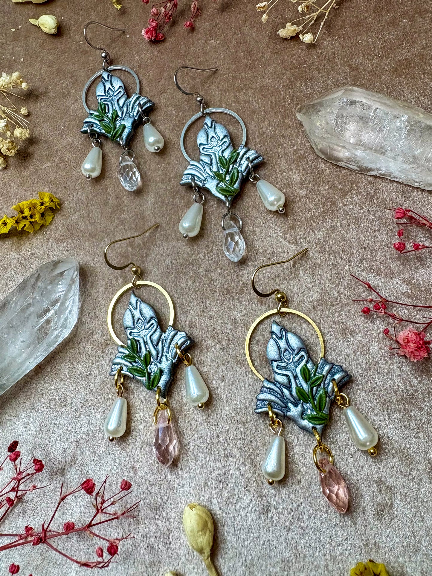 Pearly Knight Earrings