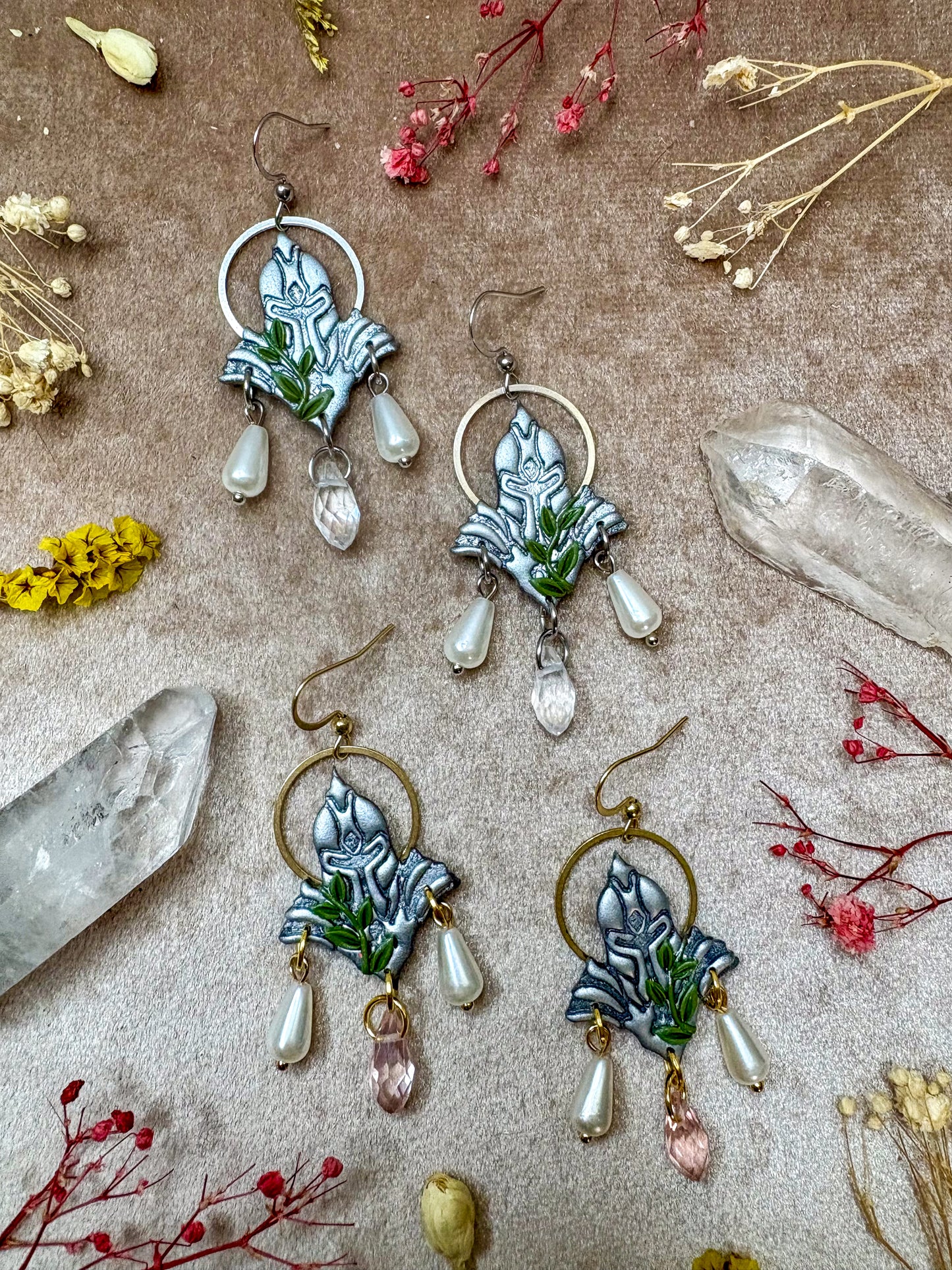 Pearly Knight Earrings