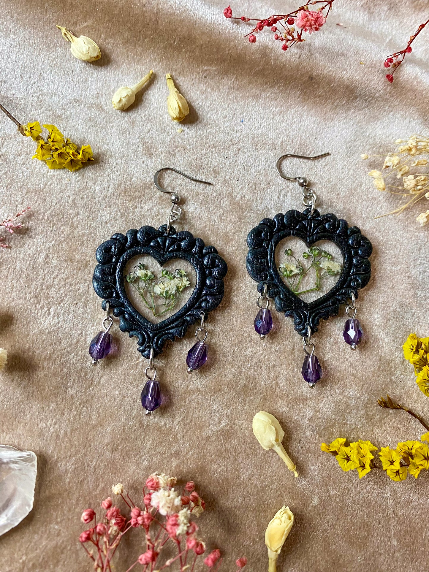 Black Heart Floral Frame Earrings