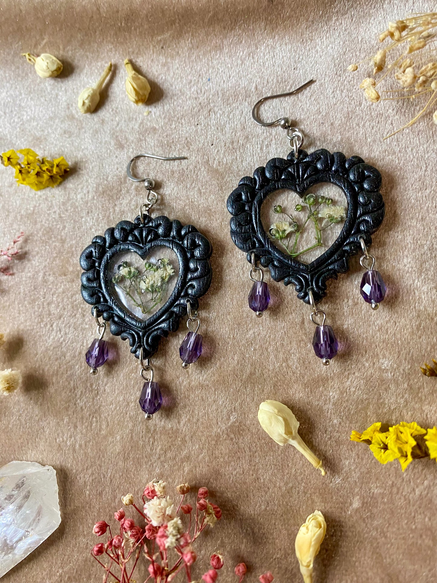 Black Heart Floral Frame Earrings